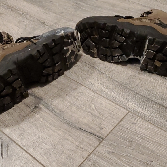 Used steel toe boots - Picture 3 of 3